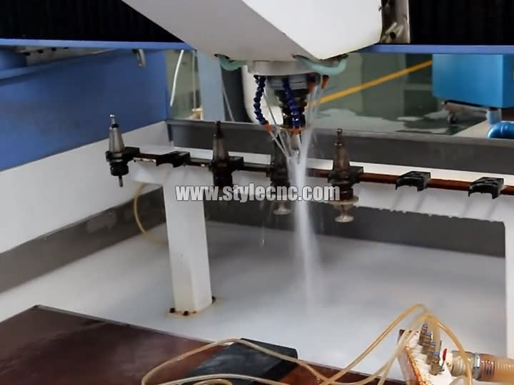 花崗巖和大理石數(shù)控石材切割拋光機(jī)