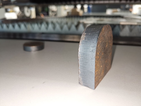 用于汽車配件的光纖激光金屬切割機(jī) 用于汽車配件的光纖激光金屬切割機(jī)