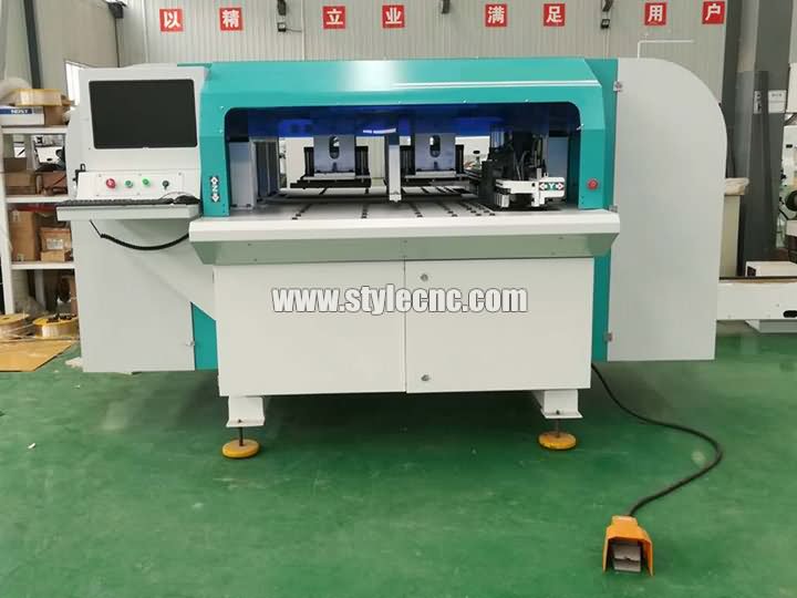 木工自動(dòng)數(shù)控鉆孔開槽機(jī) 木工自動(dòng)數(shù)控鉆孔開槽機(jī)