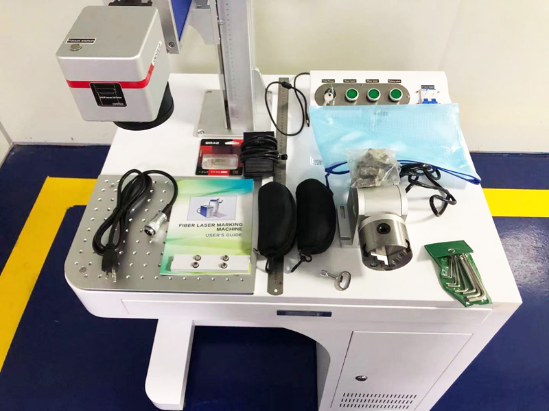 適用于金屬和聚合物塑料的臺式光纖激光雕刻機(jī)