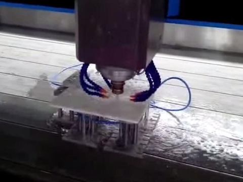 用于臺面切割、邊緣拋光的石材自動換刀數(shù)控雕刻刻機(jī)