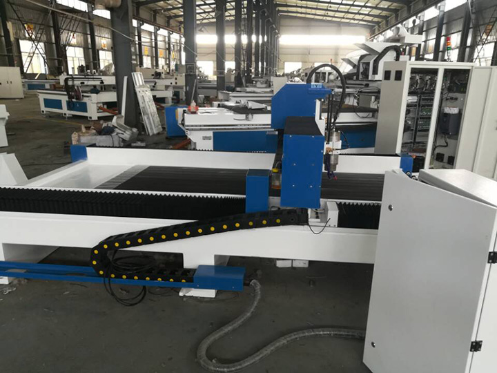 經(jīng)濟(jì)實(shí)惠的4x8石材數(shù)控雕刻機(jī) - 滿(mǎn)足各種需求