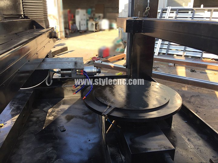 適用于佛像和雕塑的四軸石材數(shù)控機床