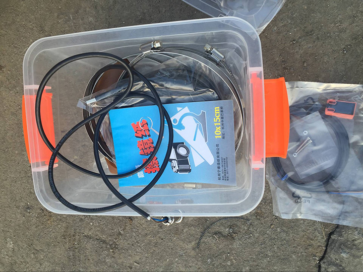 厄瓜多爾雙頭激光切割機(jī)床