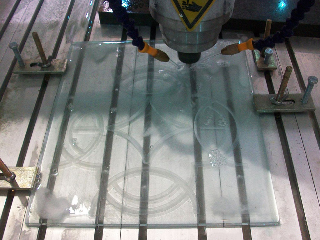 數(shù)控雕刻機雕刻玻璃項目