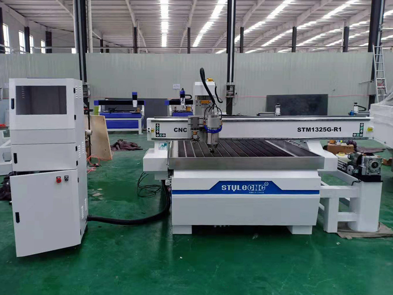 4x8 玻璃切割和雕刻數(shù)控雕刻機出售