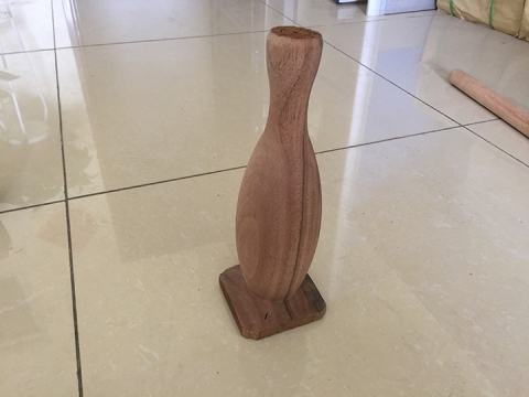 木制保齡球自動數(shù)控車床