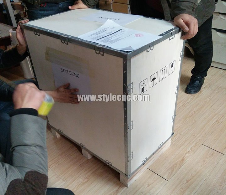 膠合板包裝 20W MOPA光纖激光打標(biāo)機(jī)