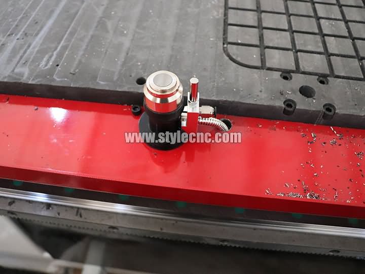 卡羅來(lái)納自動(dòng)換刀CNC加工中心的刀具傳感器