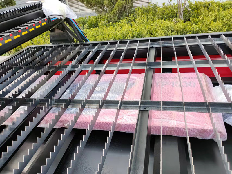 數(shù)控等離子切割機(jī)鋸齒臺(tái) 數(shù)控等離子切割機(jī)鋸齒臺(tái)