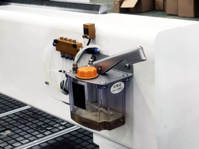 自動(dòng)油潤(rùn)滑系統(tǒng)