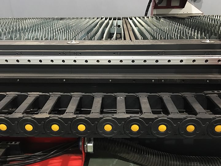 數(shù)控等離子切割工作臺(tái)部件