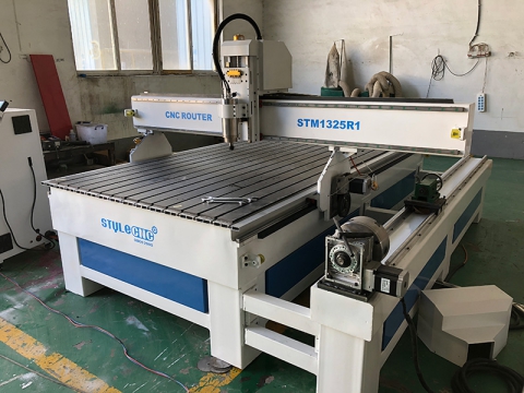 初學(xué)者如何使用帶有旋轉(zhuǎn)第四軸的數(shù)控雕刻機(jī)？