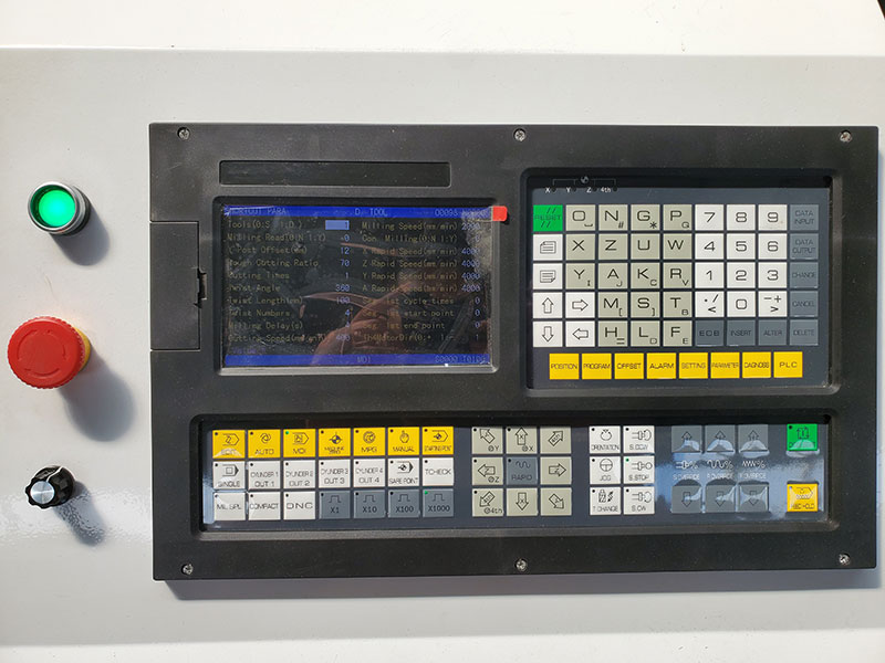 2025年最佳自動(dòng)換刀數(shù)控木工車床，配備自動(dòng)換刀裝置