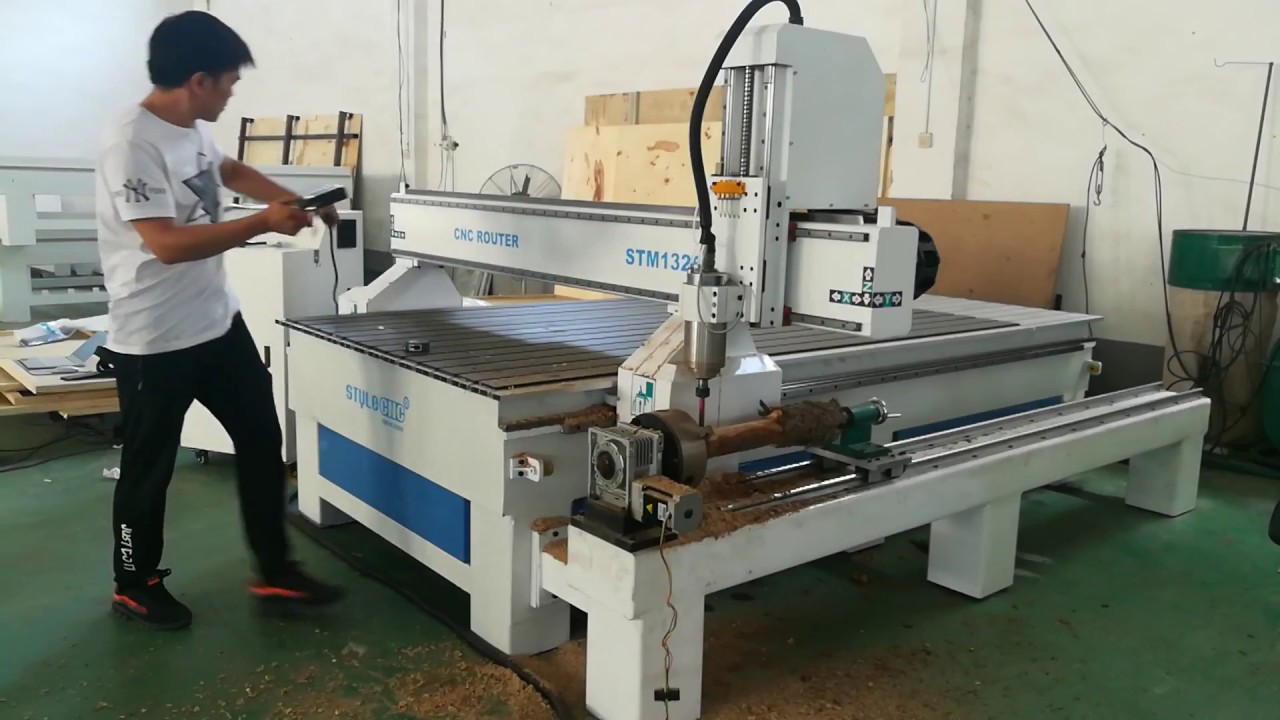 4'x8'數(shù)控雕刻機(jī)，帶第 4 個(gè)旋轉(zhuǎn)軸，用于木雕